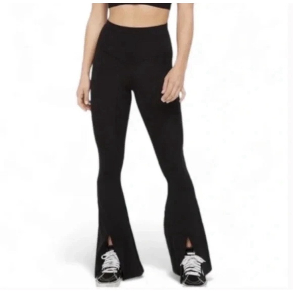 Offline By Aerie Real Me Xtra Flare HiRise Long Black Leggings M‎ Slit Boho